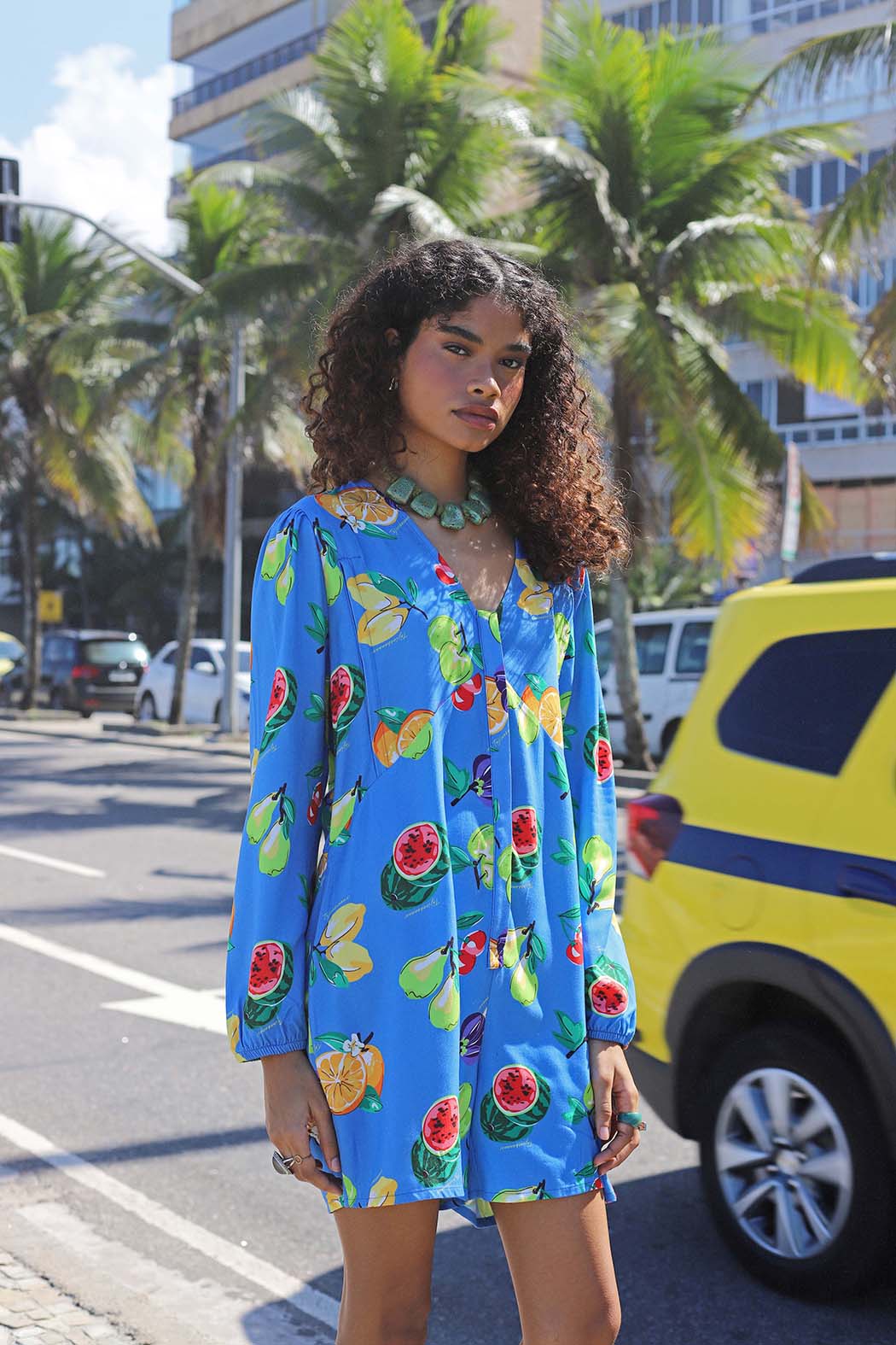 fr:Vanessa mesure 1m78 et porte une taille S, en:Vanessa is 1m78 and wears a size S, de:Vanessa ist 1m78 und trägt Größe S