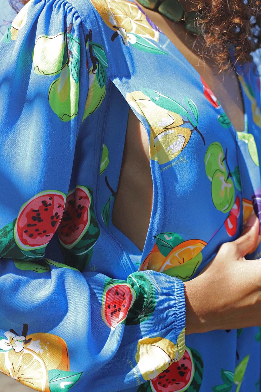 fr:Vanessa mesure 1m78 et porte une taille S, en:Vanessa is 1m78 and wears a size S, de:Vanessa ist 1m78 und trägt Größe S