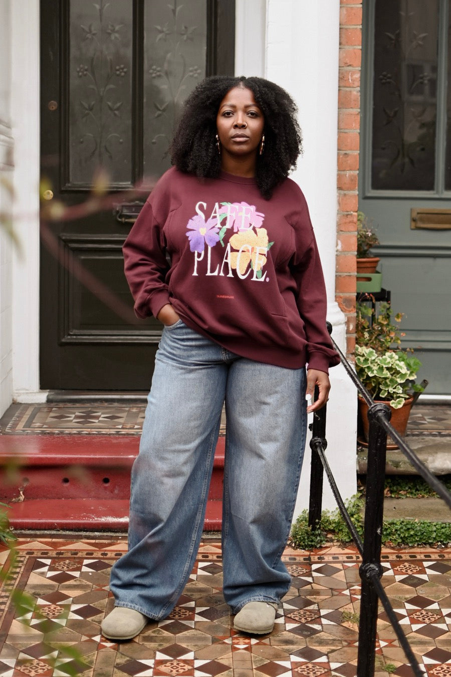 fr:Tshan mesure 1m65 et porte une taille XL, en:Tshan is 1m65 and wears a size XL, de:Tshan ist 1m65 und trägt Größe XL