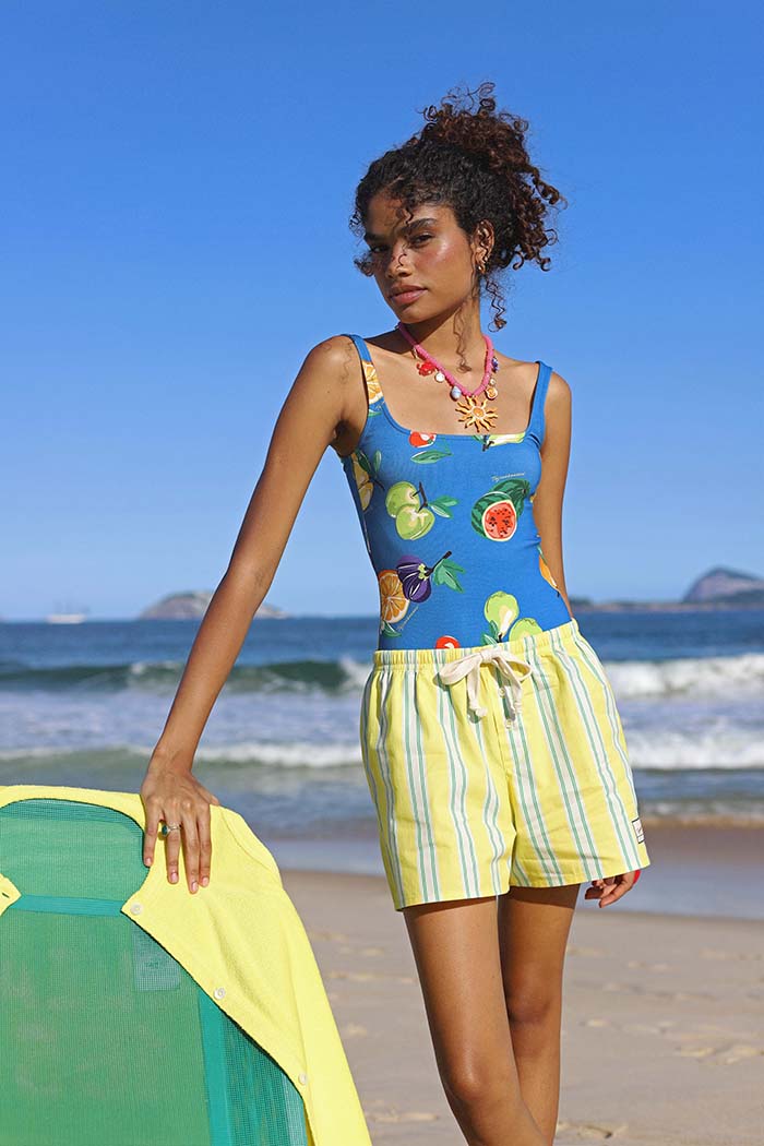 fr:Vanessa mesure 1m78 et porte une taille 1, en:Vanessa is 1m78 and wears a size 1, de:Vanessa ist 1m78 und trägt Größe 1