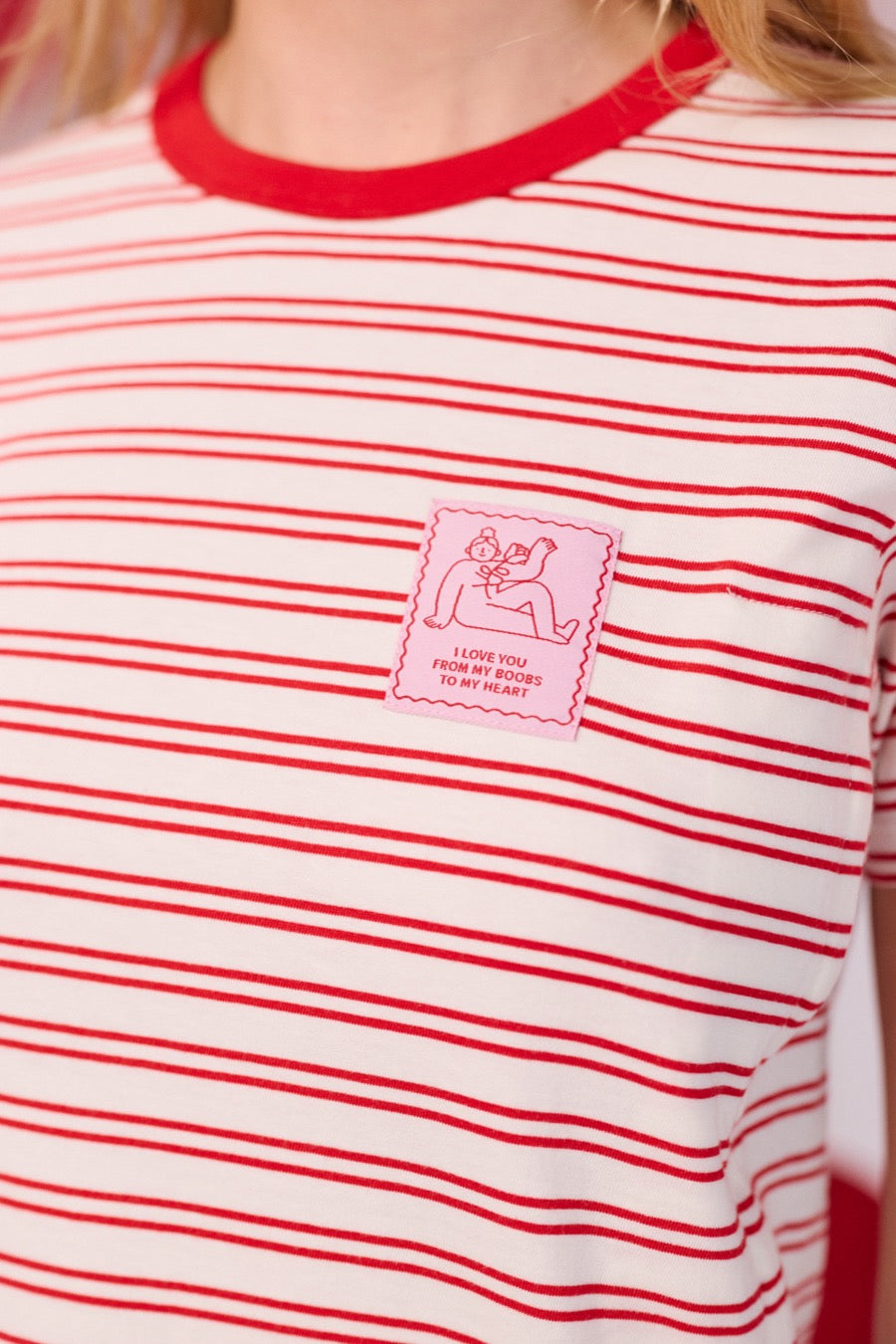 fr:Violette mesure 1m73 et porte une taille S, en:Violette is 1m73 and wears a size S, de:Violette ist 1m73 und trägt Größe S