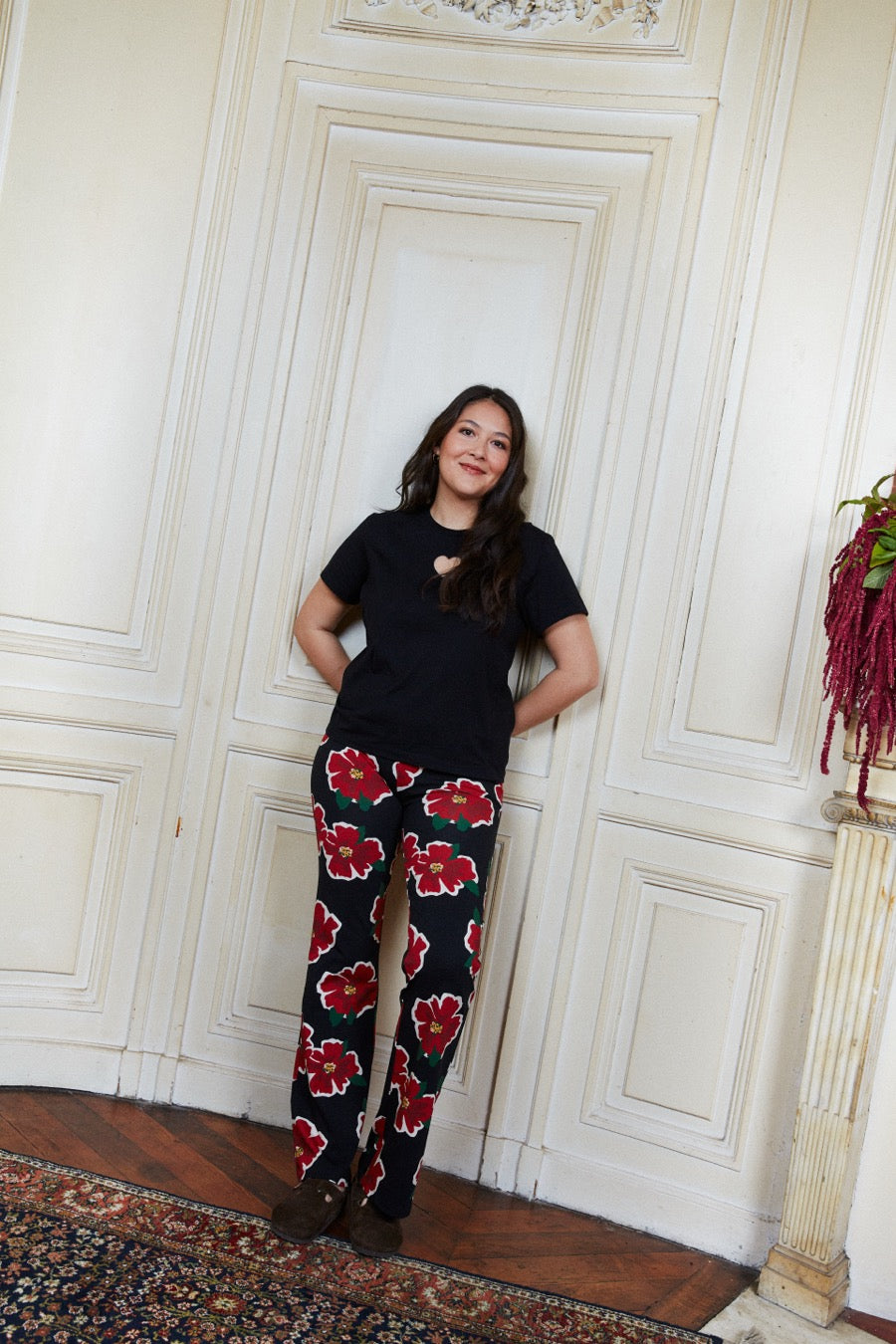 fr:Anne-Françoise mesure 1m70 et porte une taille M, en:Anne-Françoise is 1m70 and wears a size M, de:Anne-Françoise ist 1m70 und trägt Größe M