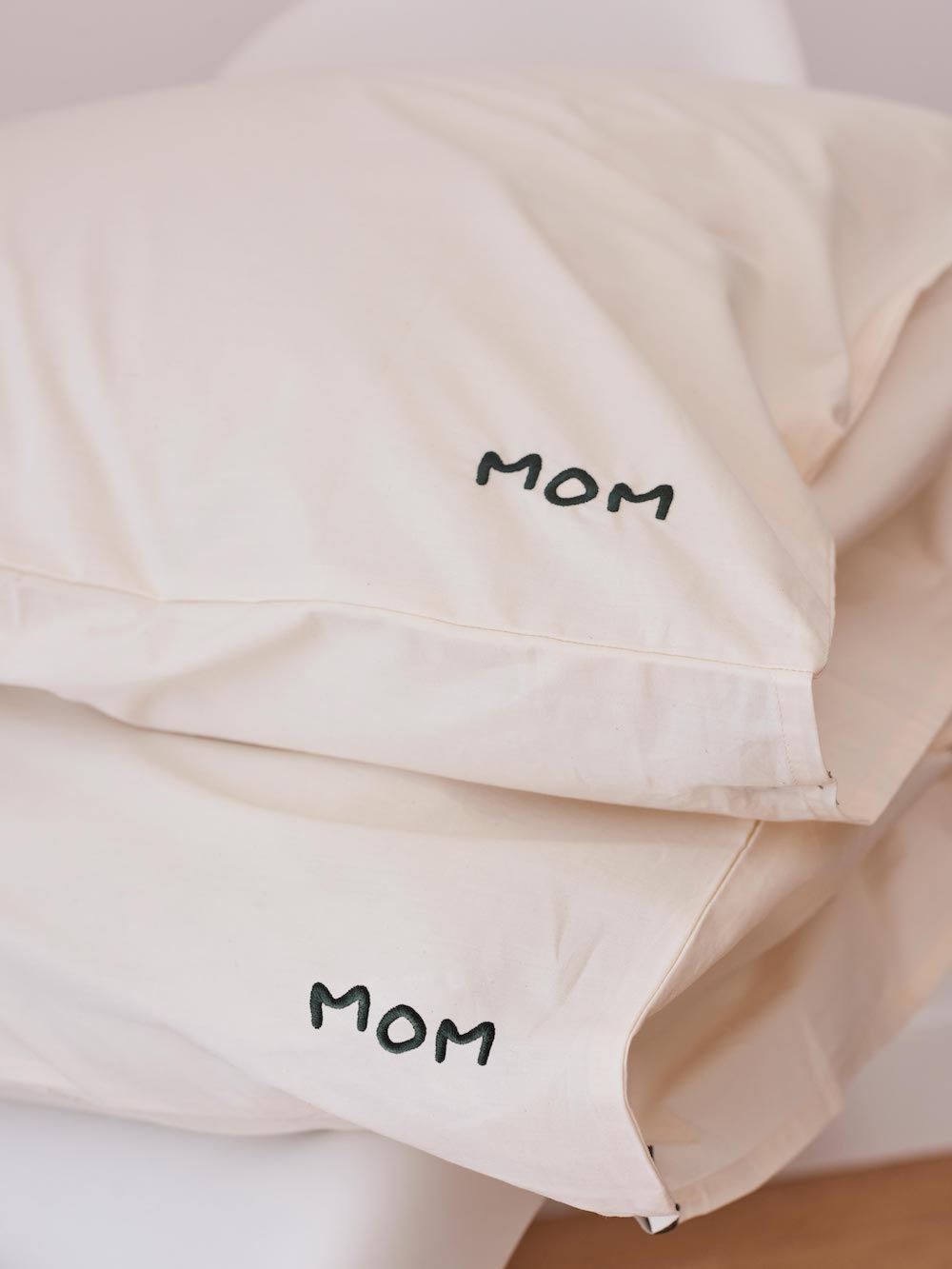 Duo Embroidered Pillowcases 70cmx50cm